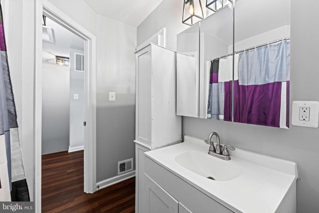 5939 APPLEGARTH PL, Capitol Heights, MD 20743