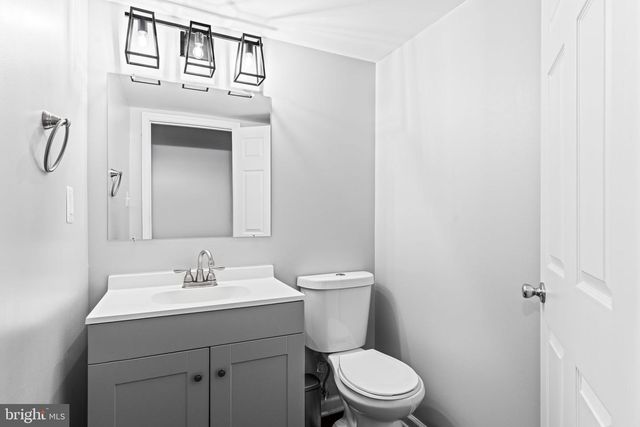 5939 APPLEGARTH PL, Capitol Heights, MD 20743