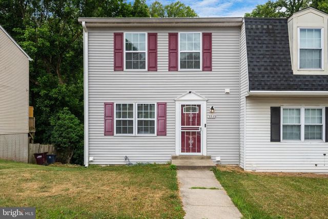 5939 APPLEGARTH PL, Capitol Heights, MD 20743