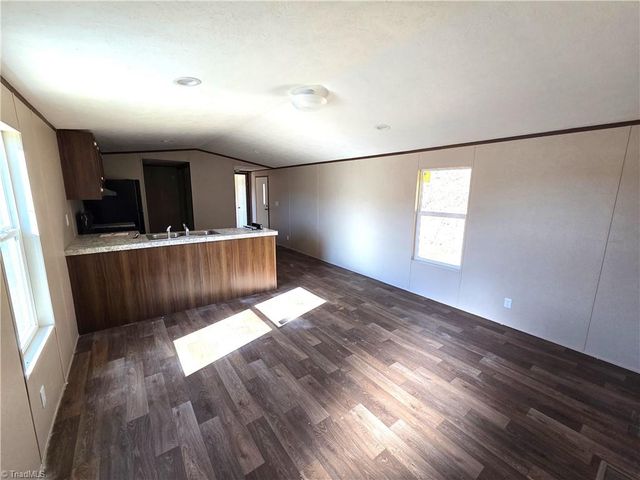 2211 Lynchburg Road, Westfield, NC 27053