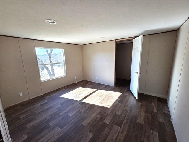 2211 Lynchburg Road, Westfield, NC 27053