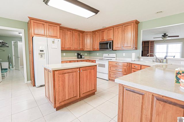 7696 Bandana Road, Kevil, KY 42053