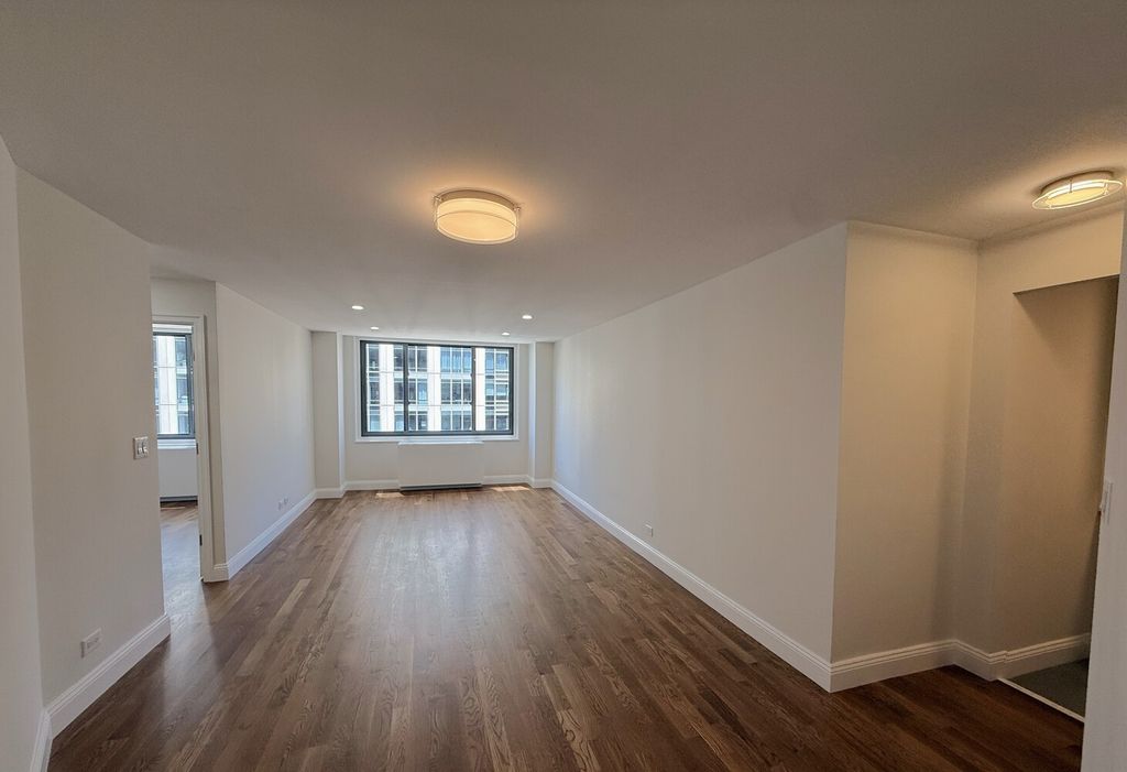 2025 Broadway Apt 16B, New York City, NY 10023