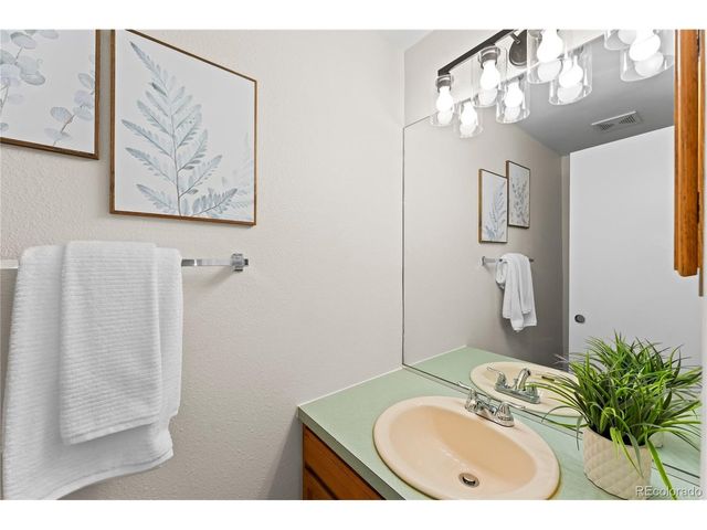 1338 Grass Valley Dr, Colorado Springs, CO 80906