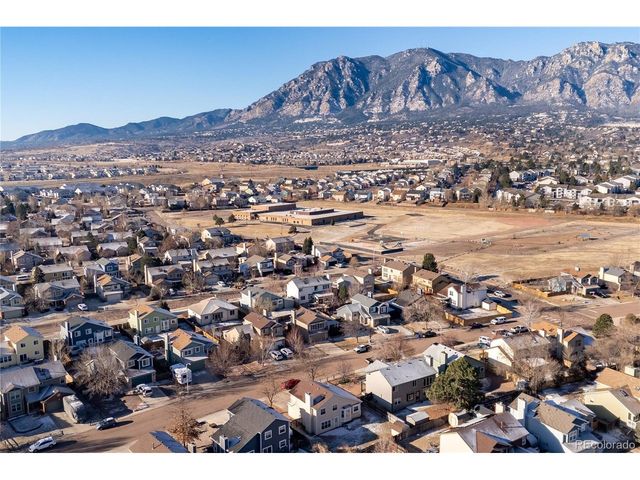 1338 Grass Valley Dr, Colorado Springs, CO 80906