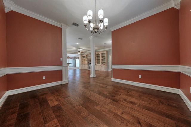 215 Clubview Dr, Hideaway, TX 75771