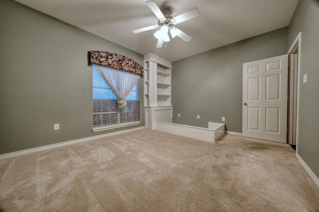 215 Clubview Dr, Hideaway, TX 75771