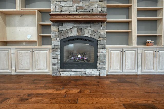 215 Clubview Dr, Hideaway, TX 75771