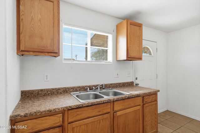 3365 N Stone Avenue, Tucson, AZ 85705