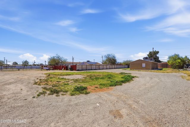 3365 N Stone Avenue, Tucson, AZ 85705