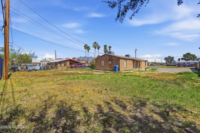 3365 N Stone Avenue, Tucson, AZ 85705