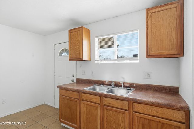 3365 N Stone Avenue, Tucson, AZ 85705