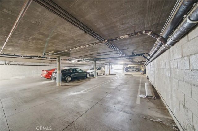 1554 N Hobart 2, Los Angeles, CA 90027