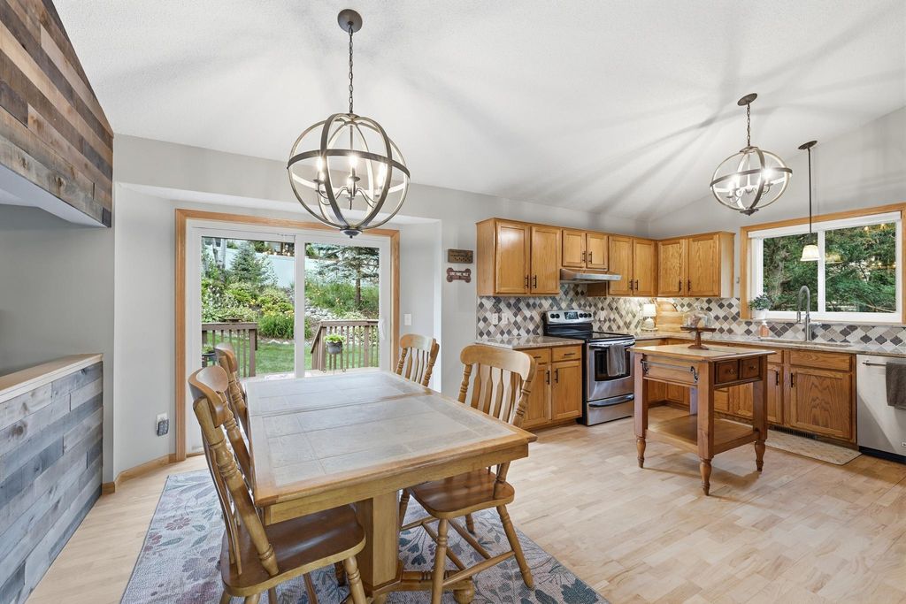 9005 Jensen Avenue S, Cottage Grove, MN 55016 — photo 4