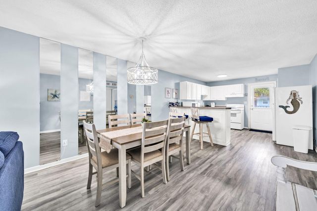 885 Santa Rosa Boulevard Unit 203-C, Fort Walton Beach, FL 32548
