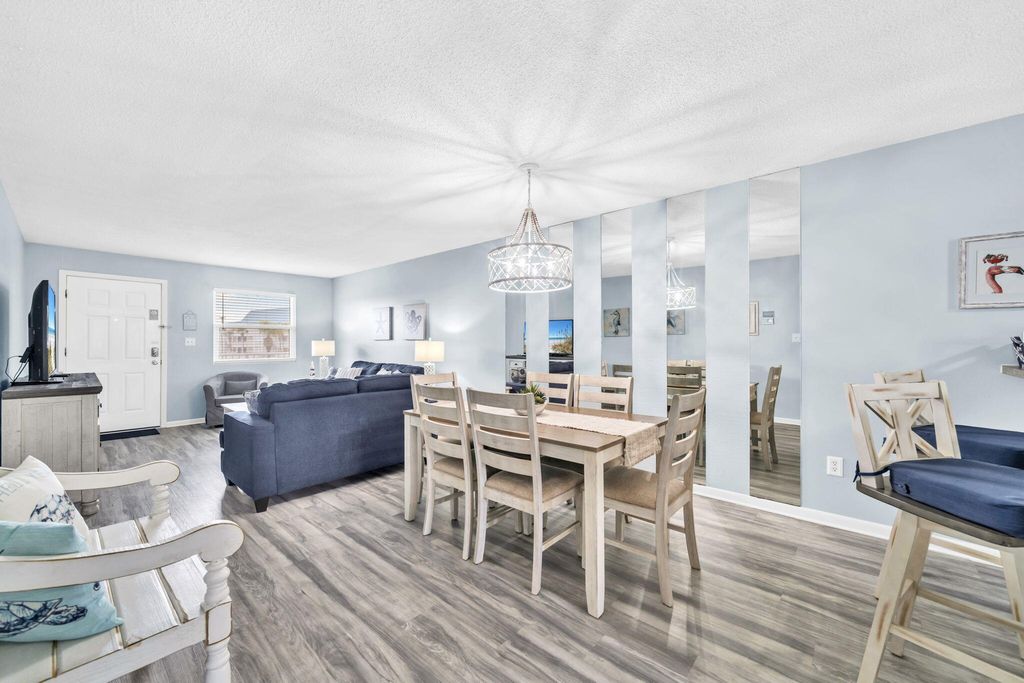 885 Santa Rosa Boulevard Unit 203-C, Fort Walton Beach, FL 32548