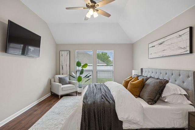 3342 Shining Light Drive, Dallas, TX 75228