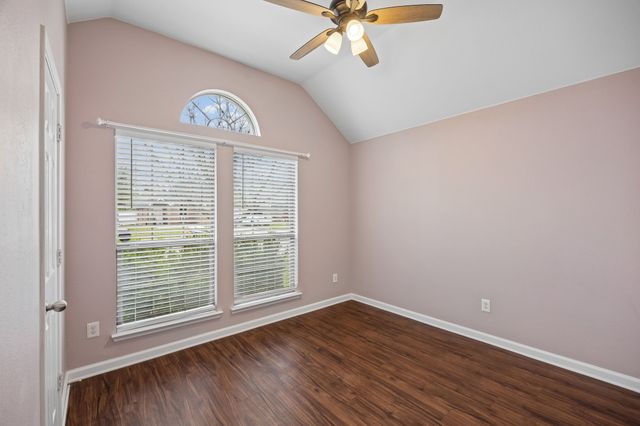 3342 Shining Light Drive, Dallas, TX 75228