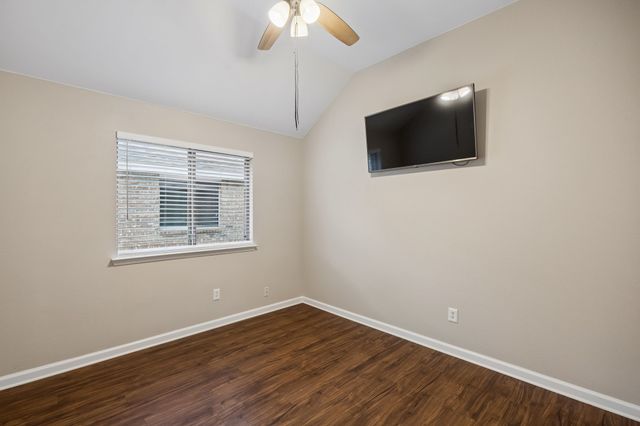 3342 Shining Light Drive, Dallas, TX 75228