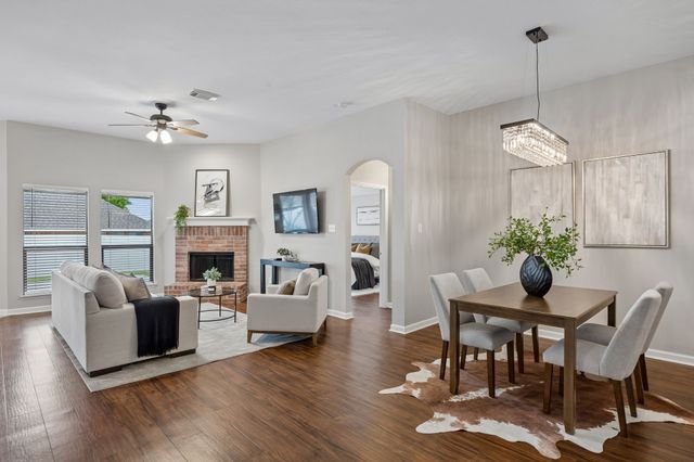 3342 Shining Light Drive, Dallas, TX 75228