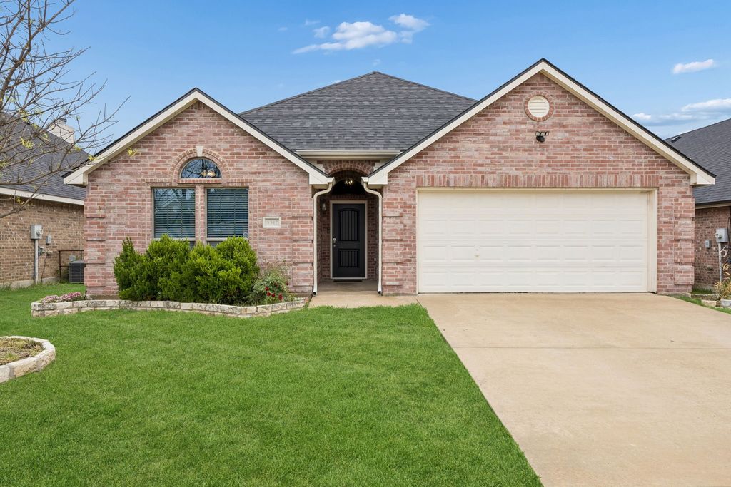 3342 Shining Light Drive, Dallas, TX 75228