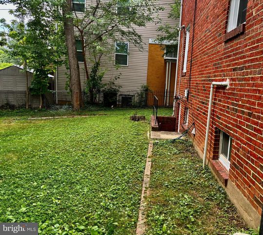 8028 EASTERN AVE NW, Washington, DC 20012