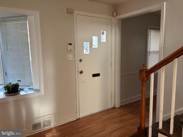 8028 EASTERN AVE NW, Washington, DC 20012