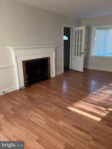 8028 EASTERN AVE NW, Washington, DC 20012