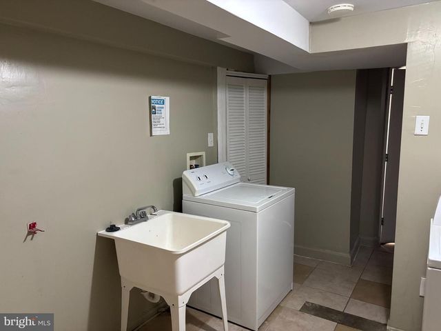 8028 EASTERN AVE NW, Washington, DC 20012