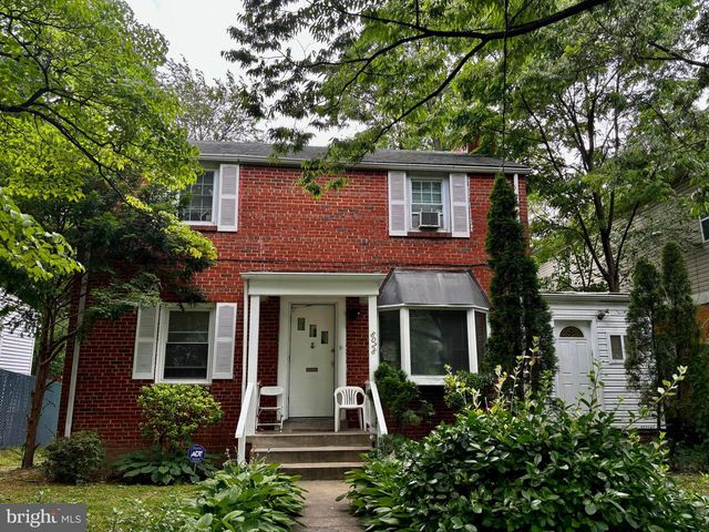 8028 EASTERN AVE NW, Washington, DC 20012