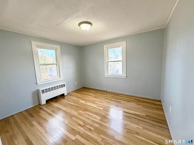 45 Morse Road, Manchester, CT 06040