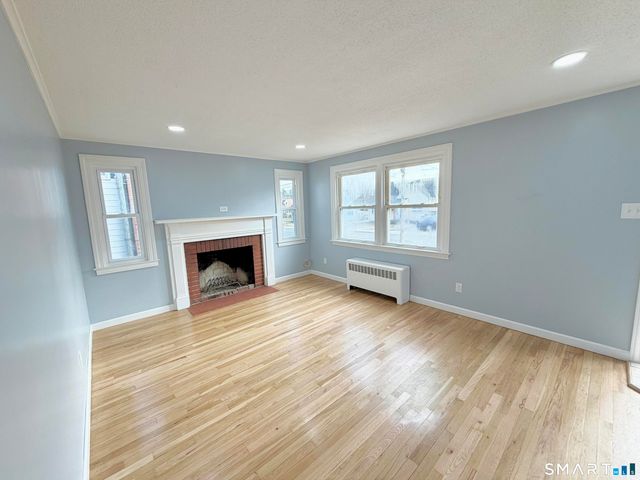 45 Morse Road, Manchester, CT 06040