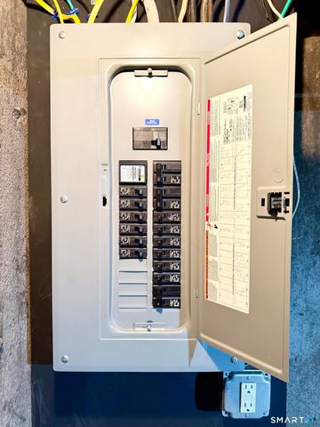 45 Morse Road, Manchester, CT 06040