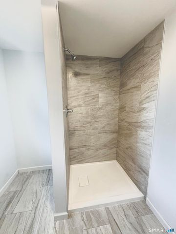 45 Morse Road, Manchester, CT 06040