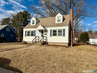 45 Morse Road, Manchester, CT 06040