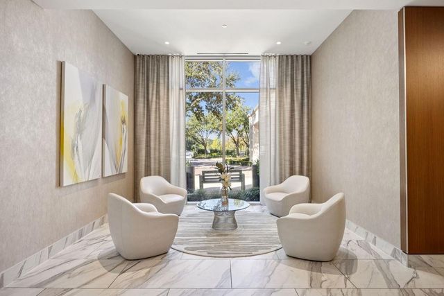 3333 Allen Parkway 1907, Houston, TX 77019