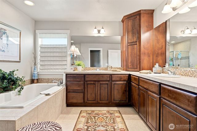 10301 NE 143rd Avenue, Vancouver, WA 98682