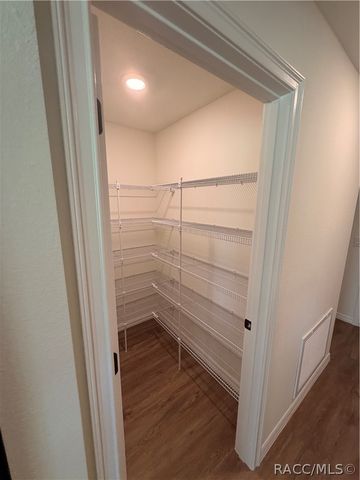 7181 N Waycross Way, Citrus Springs, FL 34433