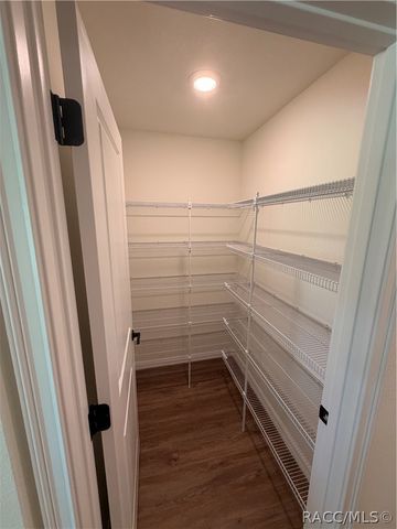 7181 N Waycross Way, Citrus Springs, FL 34433