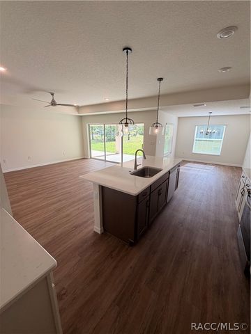 7181 N Waycross Way, Citrus Springs, FL 34433