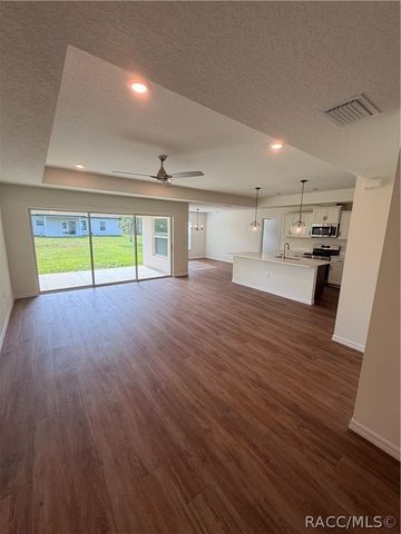 7181 N Waycross Way, Citrus Springs, FL 34433