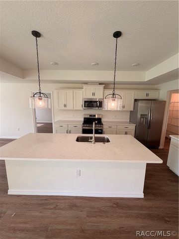 7181 N Waycross Way, Citrus Springs, FL 34433