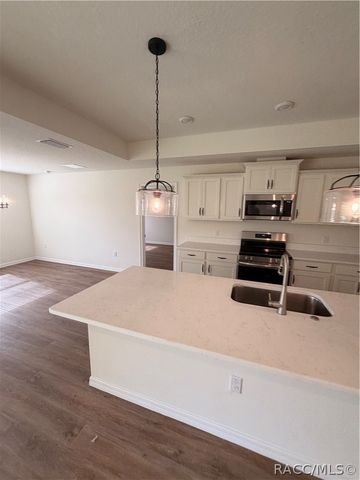7181 N Waycross Way, Citrus Springs, FL 34433