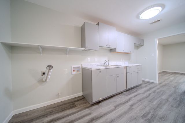 3345 High Lark Drive, Dallas, TX 75234