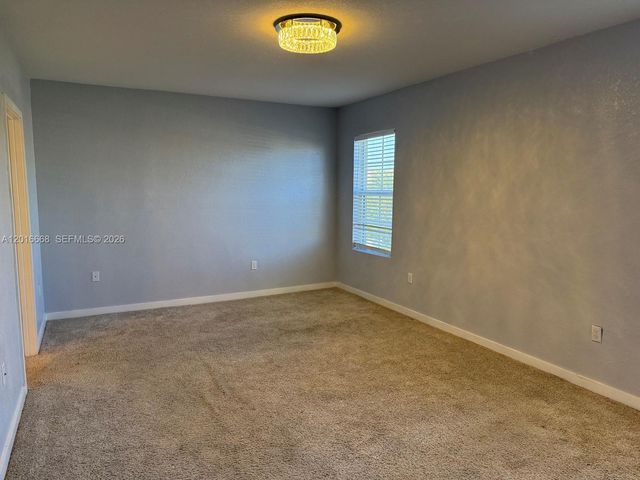 462 NE 6th Pl, Florida City, FL 33034