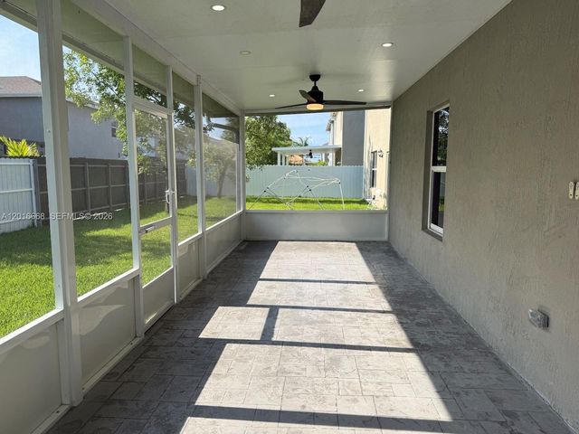 462 NE 6th Pl, Florida City, FL 33034
