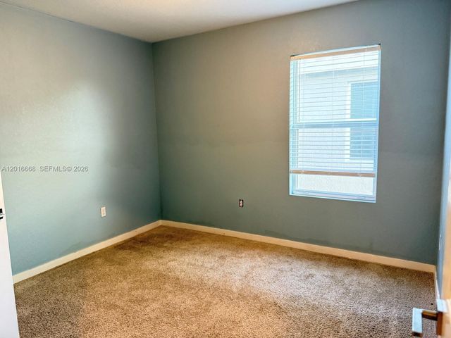 462 NE 6th Pl, Florida City, FL 33034