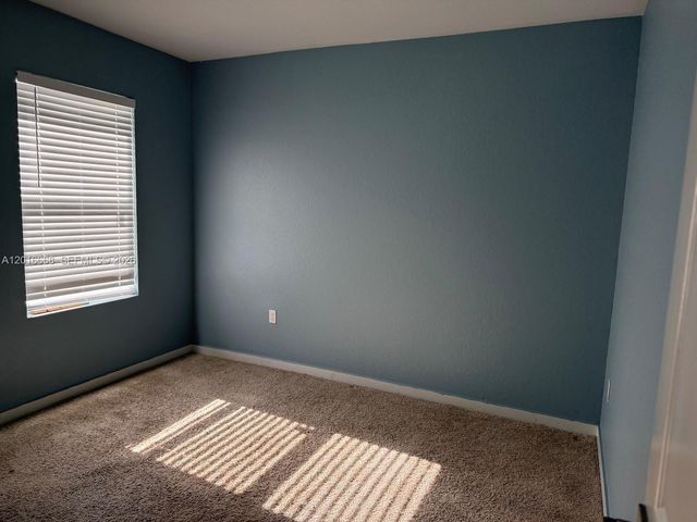 462 NE 6th Pl, Florida City, FL 33034