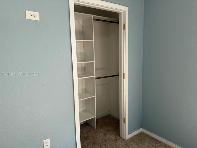 462 NE 6th Pl, Florida City, FL 33034