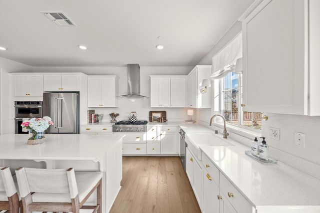 1469 Minories Dr, Plumas Lake, CA 95961